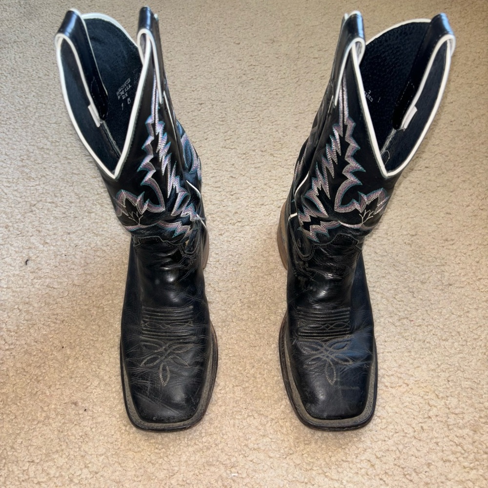 Justin Square Toe Women’s Cowgirl Boot